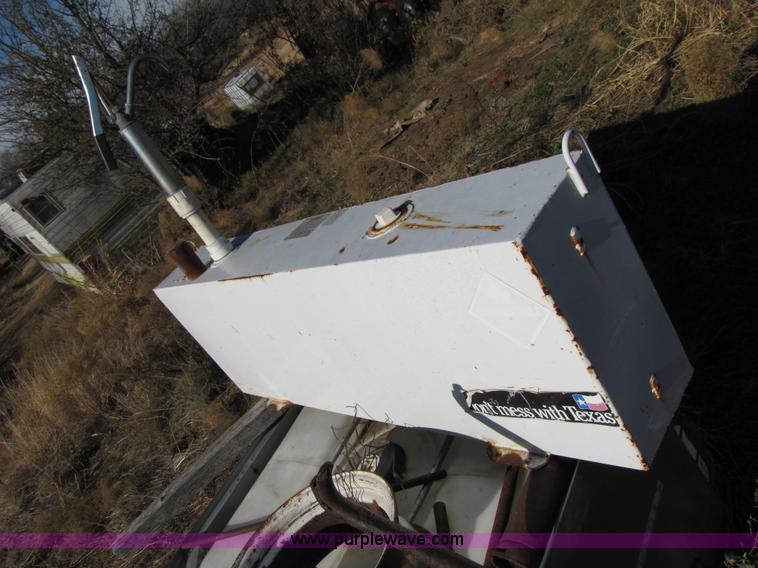 image for item 3669 Delta 36 gallon fuel tank