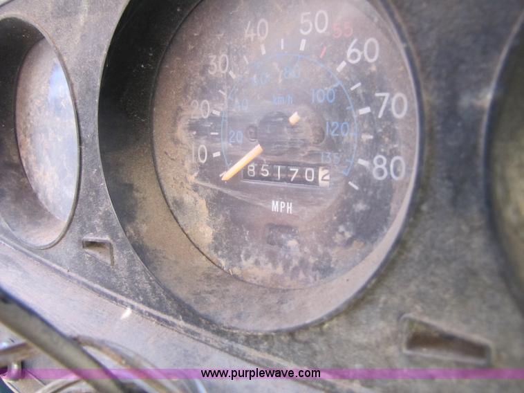 image for item 3671 1979 Chevrolet Luv pickup truck