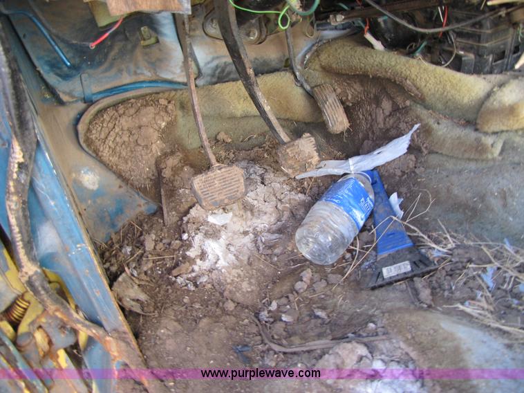 image for item 3671 1979 Chevrolet Luv pickup truck