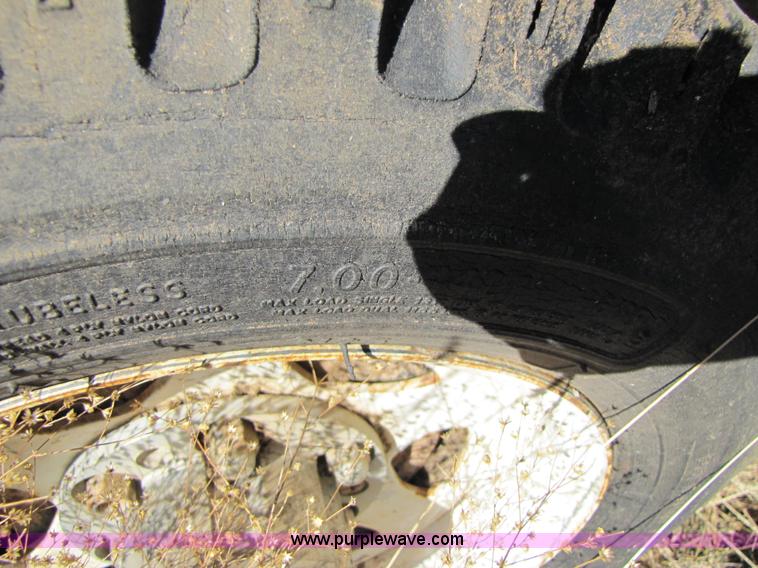 image for item 3671 1979 Chevrolet Luv pickup truck