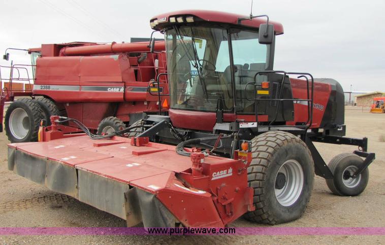 image for item 8334 2007 Case IH WDX1902 swather