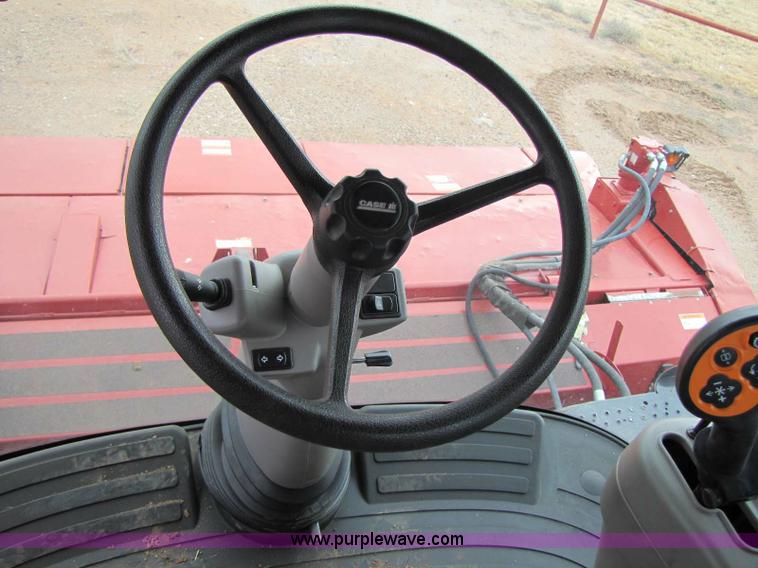 image for item 8334 2007 Case IH WDX1902 swather