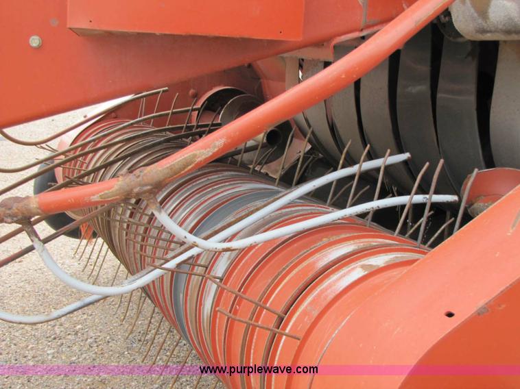 image for item 8335 2003 Hesston 4910 baler