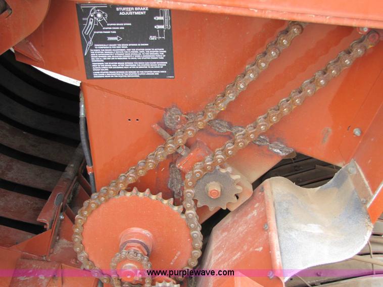 image for item 8335 2003 Hesston 4910 baler