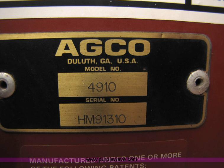 image for item 8335 2003 Hesston 4910 baler