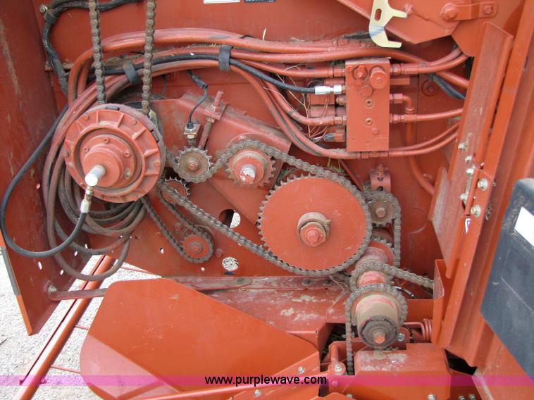 image for item 8336 2005 Hesston 956A round baler