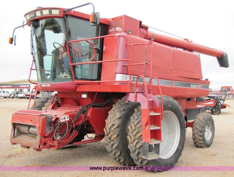 image for item 8337 2000 Case IH 2388 combine