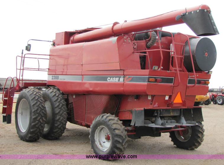 image for item 8337 2000 Case IH 2388 combine