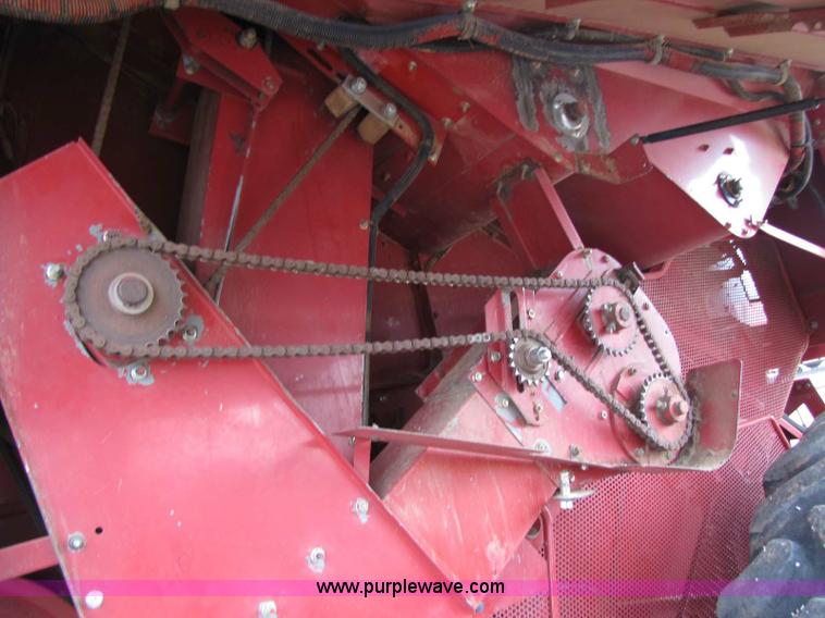 image for item 8337 2000 Case IH 2388 combine