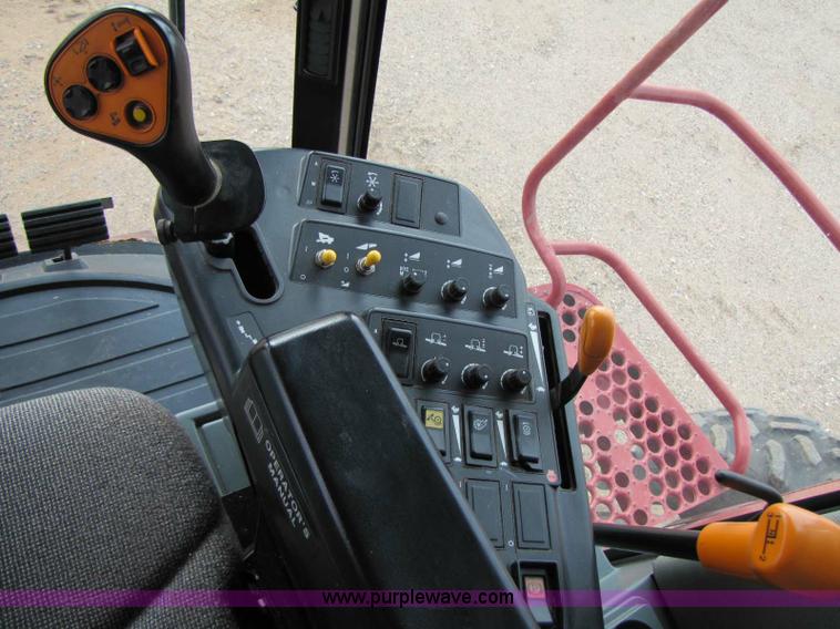 image for item 8337 2000 Case IH 2388 combine