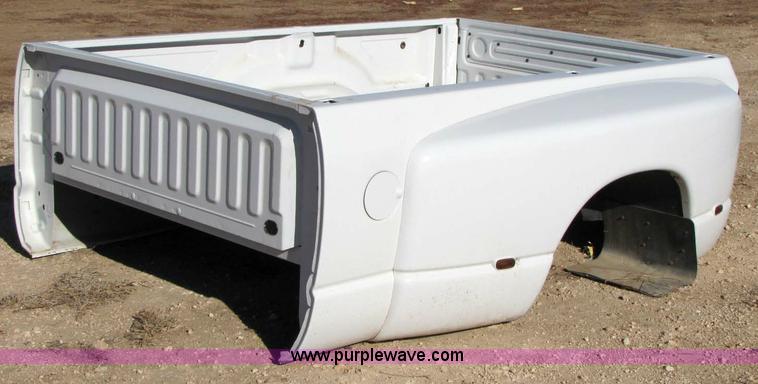 image for item 8344 2004 - 2006 Dodge dually bed