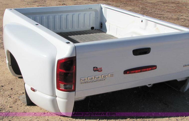 image for item 8344 2004 - 2006 Dodge dually bed