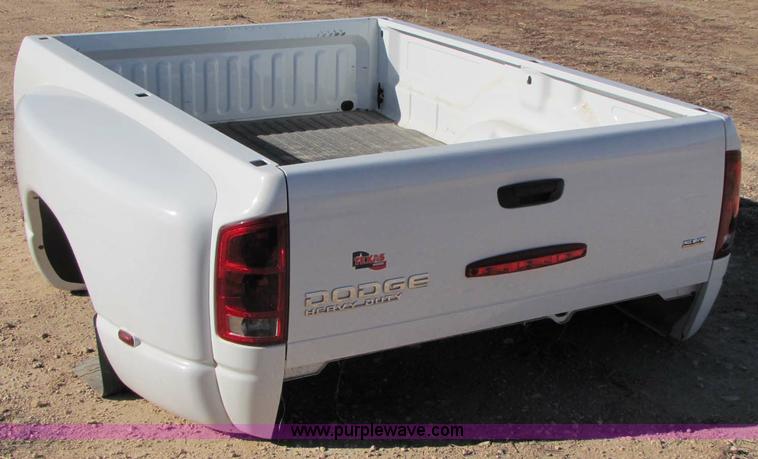 image for item 8344 2004 - 2006 Dodge dually bed