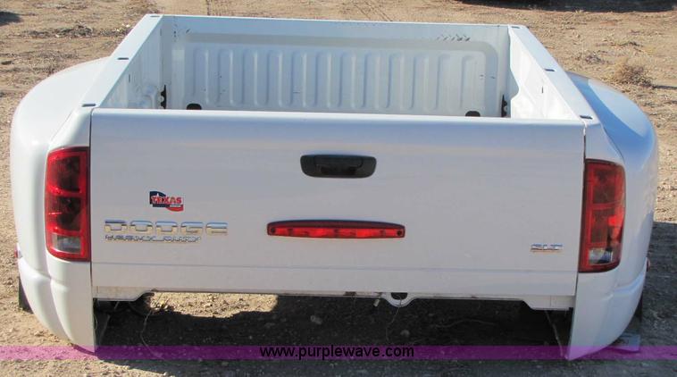 image for item 8344 2004 - 2006 Dodge dually bed