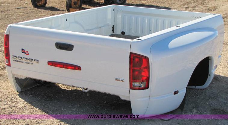 image for item 8344 2004 - 2006 Dodge dually bed