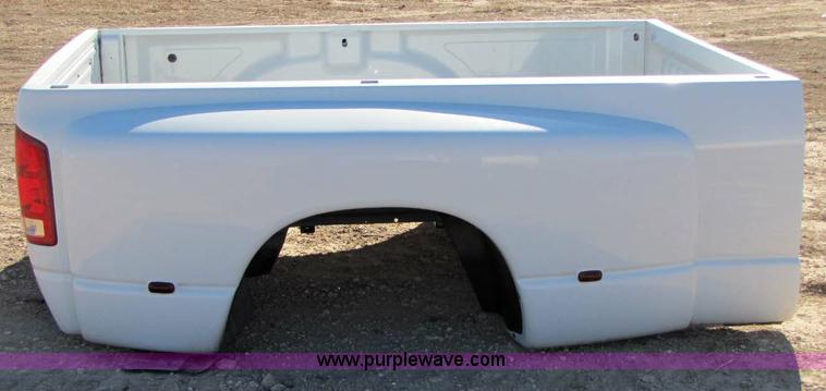 image for item 8344 2004 - 2006 Dodge dually bed