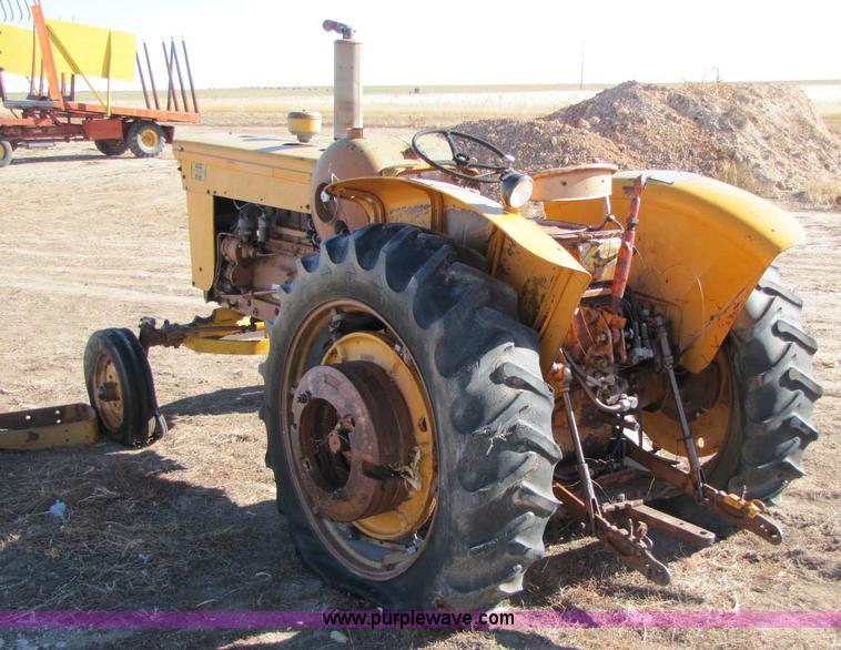 image for item 8345 1963 Minneapolis Moline 336-4 propane tractor