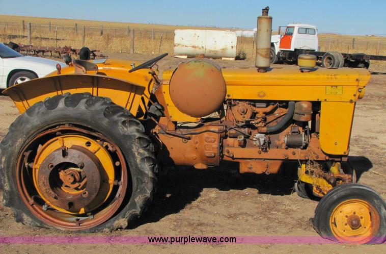 image for item 8345 1963 Minneapolis Moline 336-4 propane tractor