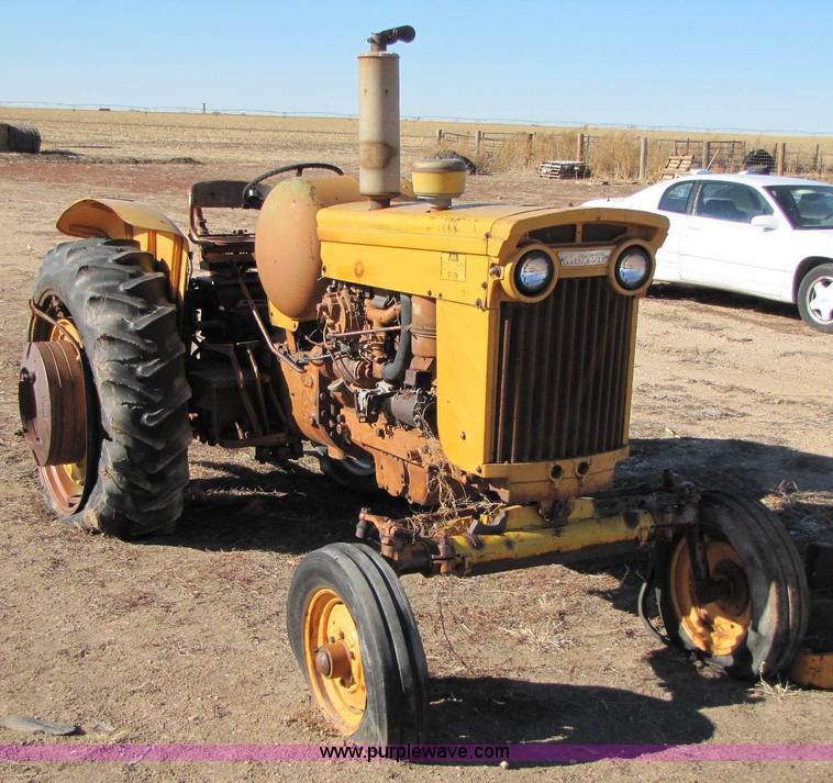 image for item 8345 1963 Minneapolis Moline 336-4 propane tractor