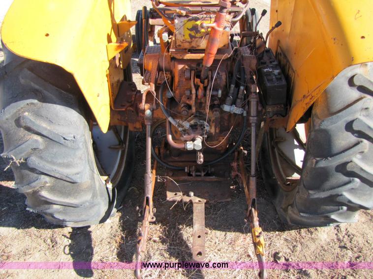 image for item 8345 1963 Minneapolis Moline 336-4 propane tractor