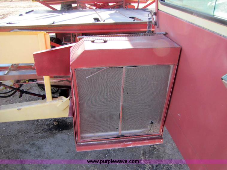 image for item 8346 New Holland 1049 stack cruiser