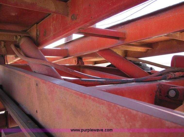 image for item 8346 New Holland 1049 stack cruiser