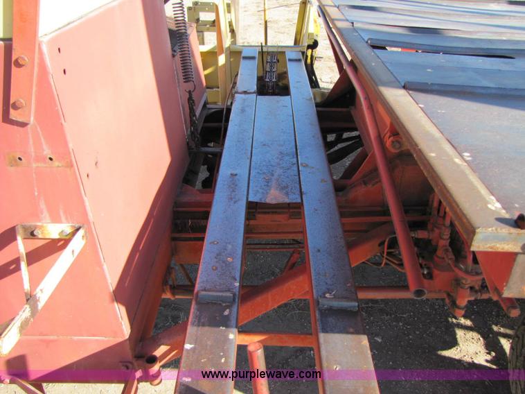 image for item 8346 New Holland 1049 stack cruiser