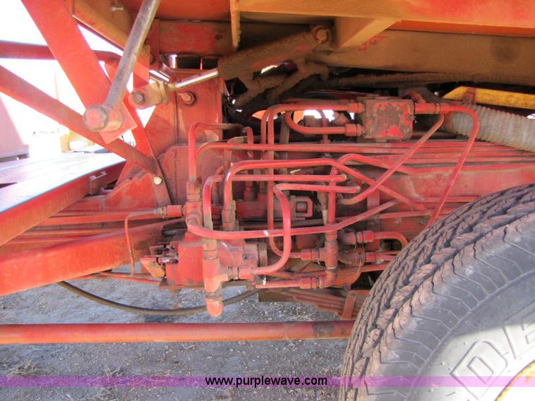 image for item 8346 New Holland 1049 stack cruiser