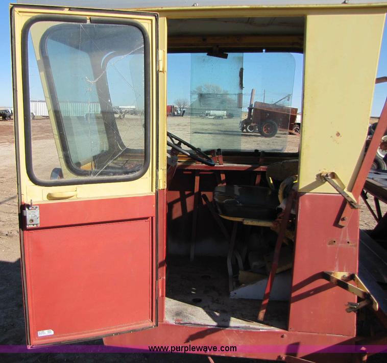 image for item 8346 New Holland 1049 stack cruiser