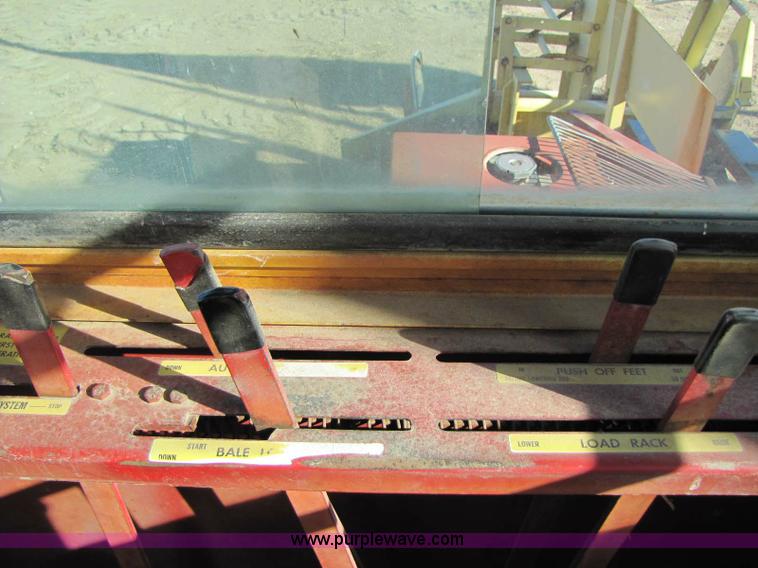 image for item 8346 New Holland 1049 stack cruiser