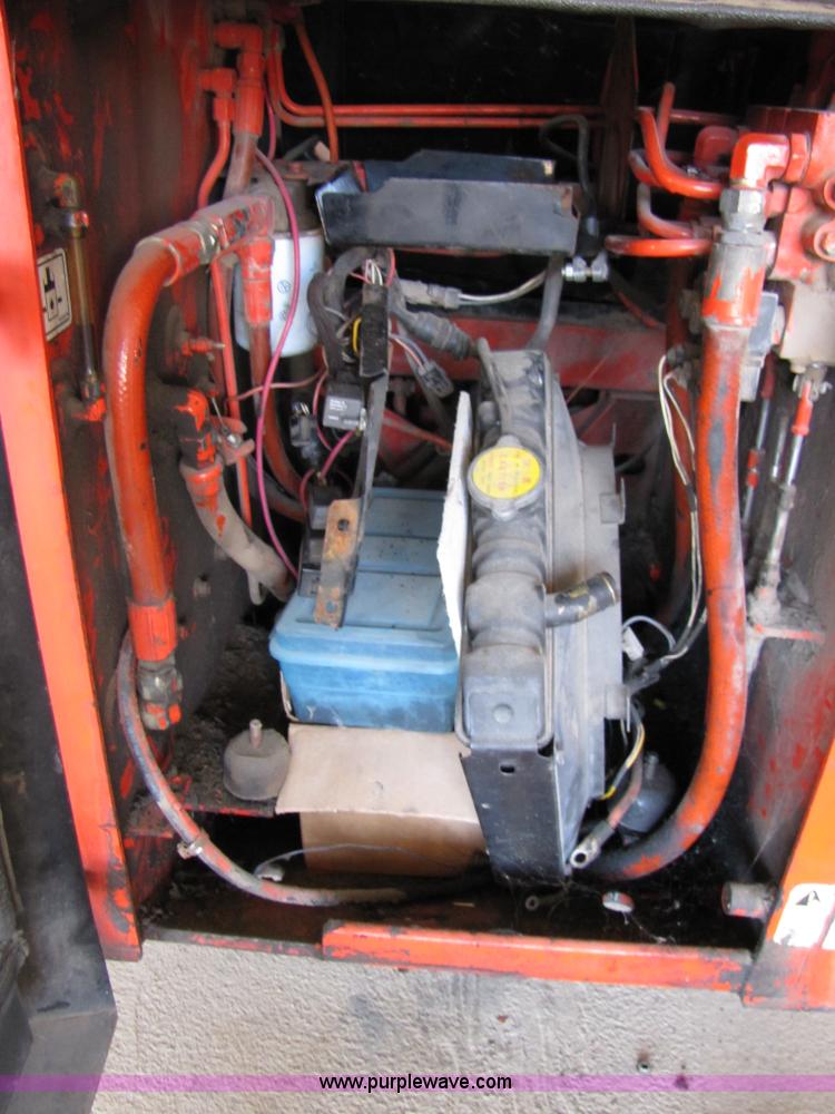 image for item 9011 Thomas A404T83S skid steer