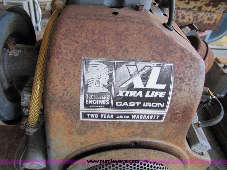 image for item 9014 Miller Bluestar 2E DC arc welder