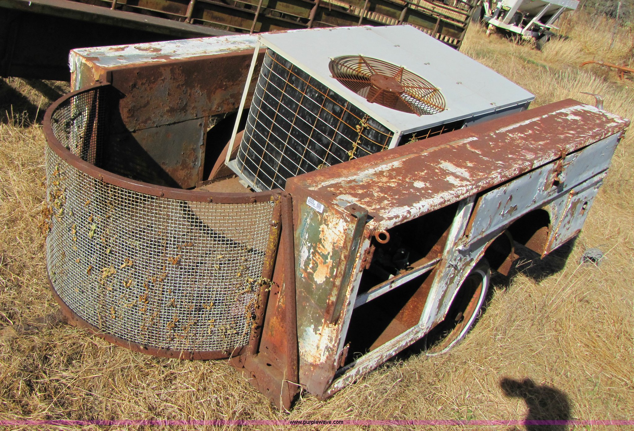 Utility bed trailer in Stephenville, TX Item 3666 sold Purple Wave