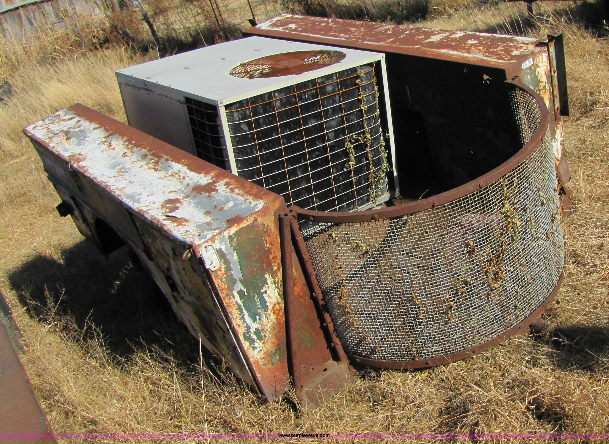 Utility bed trailer in Stephenville, TX Item 3666 sold Purple Wave