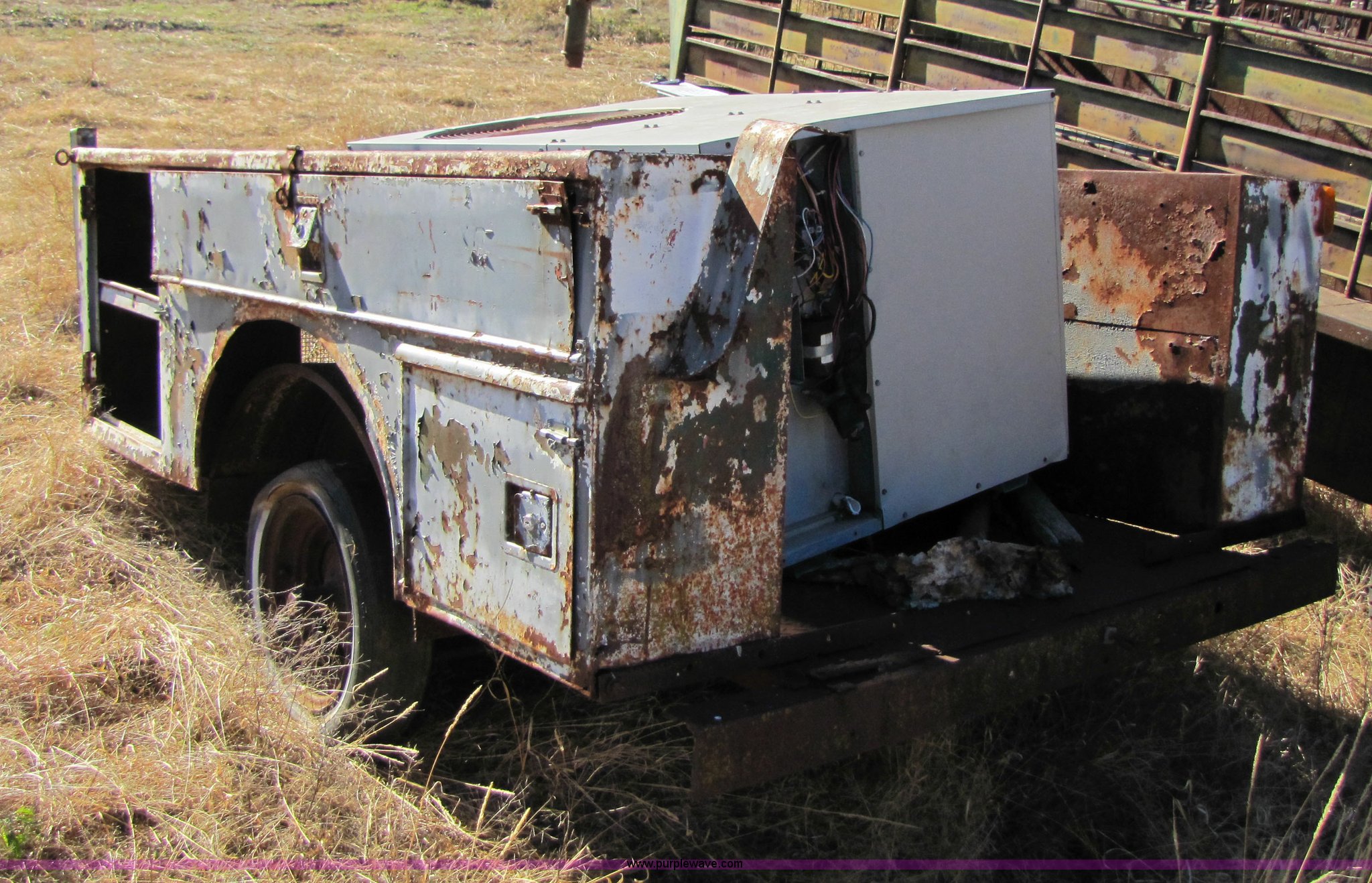 Utility bed trailer in Stephenville, TX Item 3666 sold Purple Wave