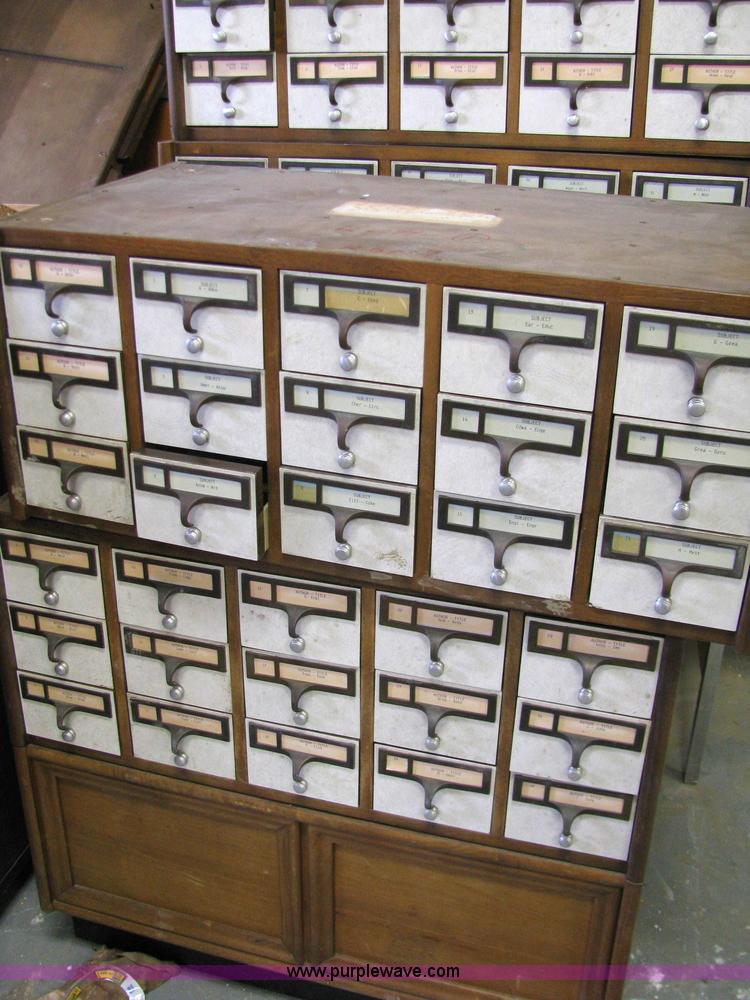 Library card holder in Coffeyville, KS Item 1013 sold Purple Wave