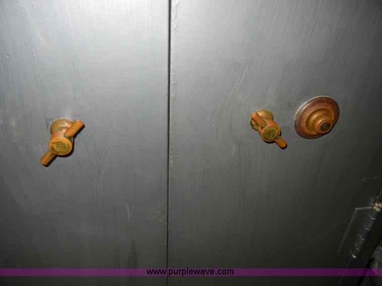 image for item 2104 Safe cabinet