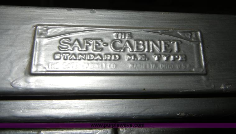 image for item 2104 Safe cabinet