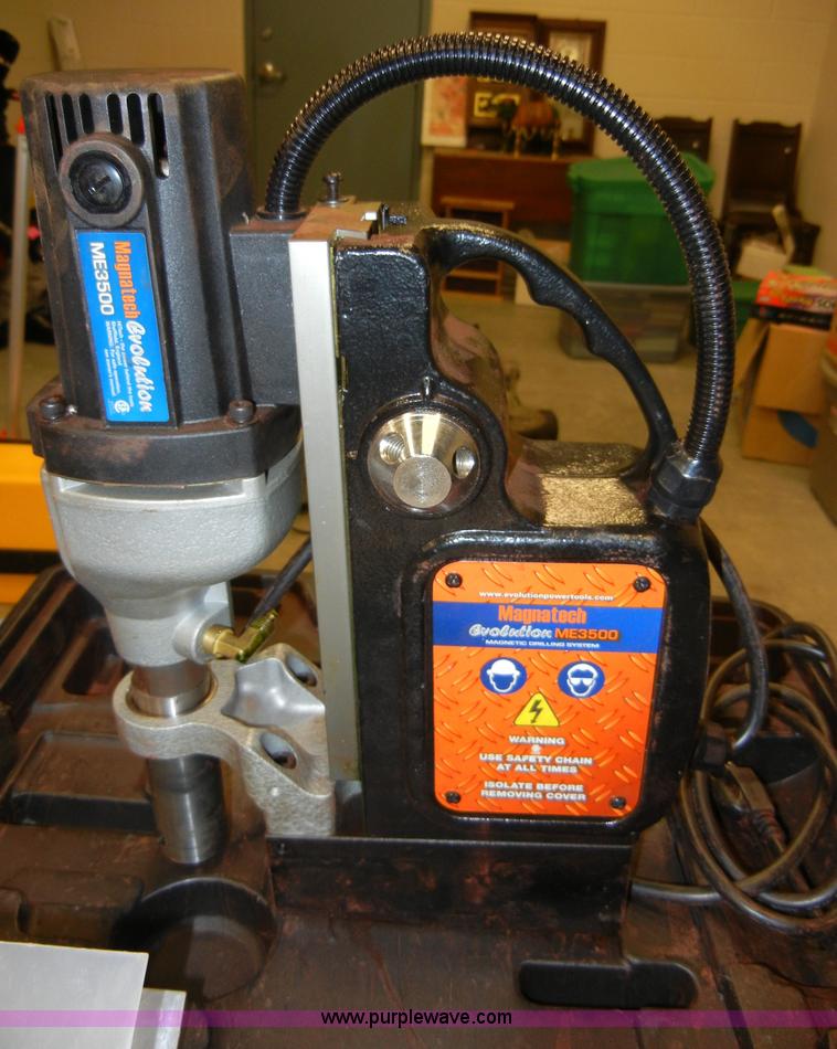 image for item 2108 Magnatech core drill with case