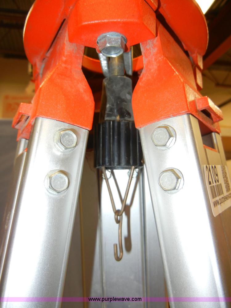 image for item 2109 Spectra - Physics Laser Plane 500