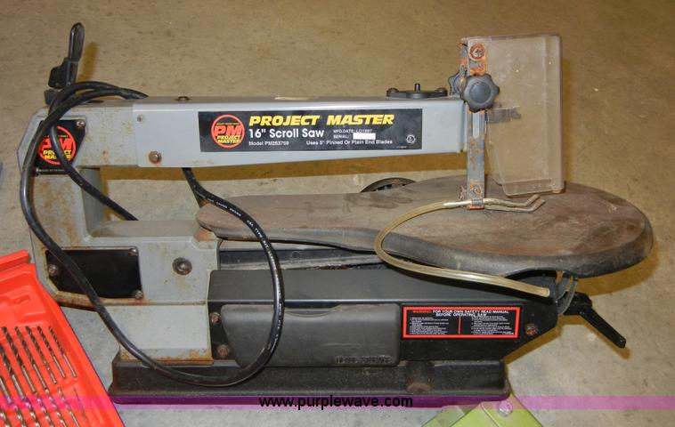 image for item 2117 Assorted tools