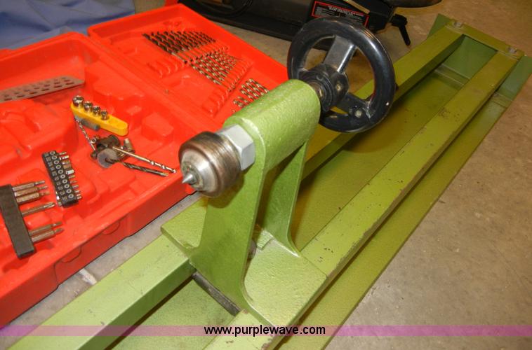 image for item 2117 Assorted tools