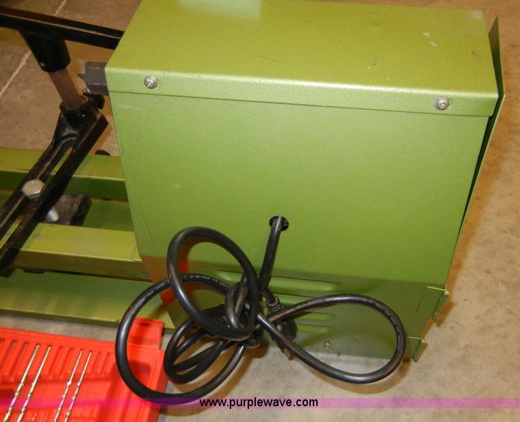 image for item 2117 Assorted tools