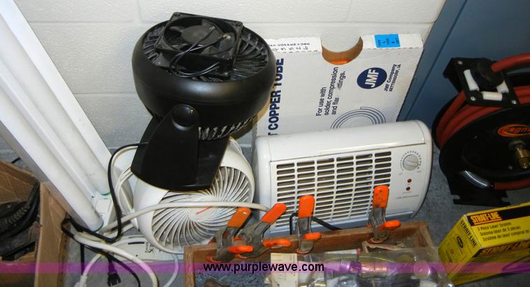 image for item 2117 Assorted tools