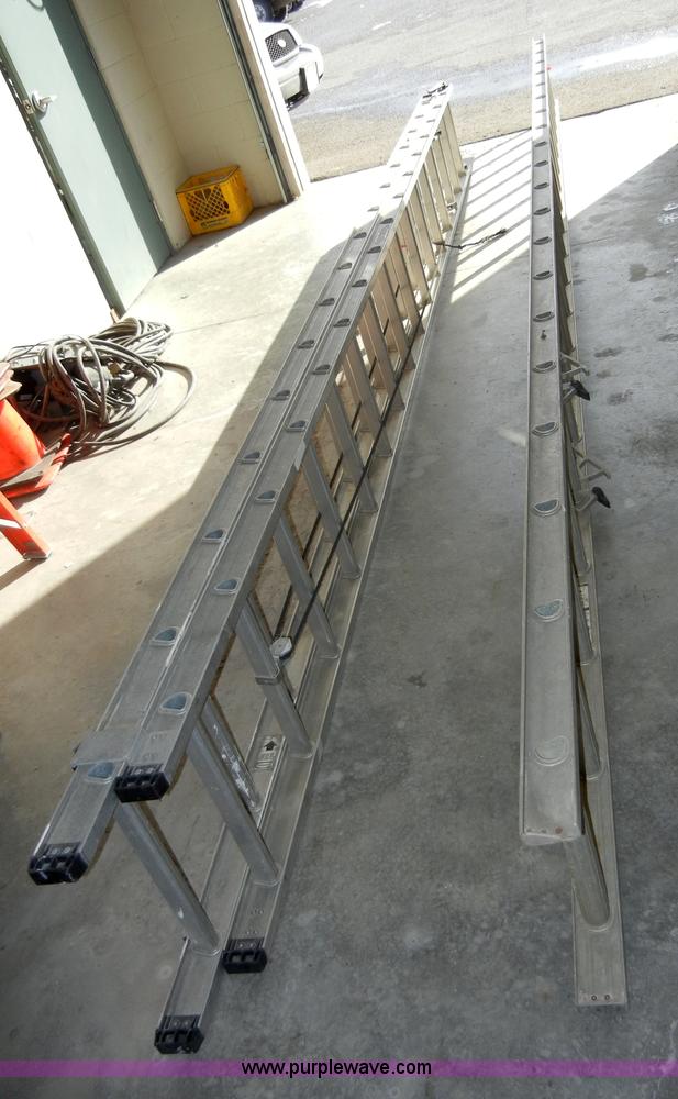 image for item 2117 Assorted tools