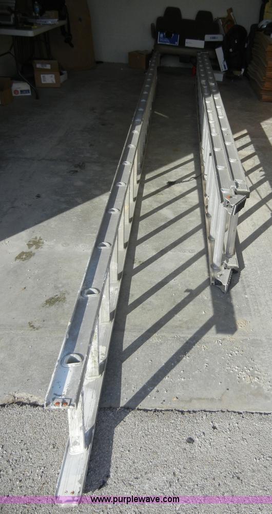 image for item 2117 Assorted tools