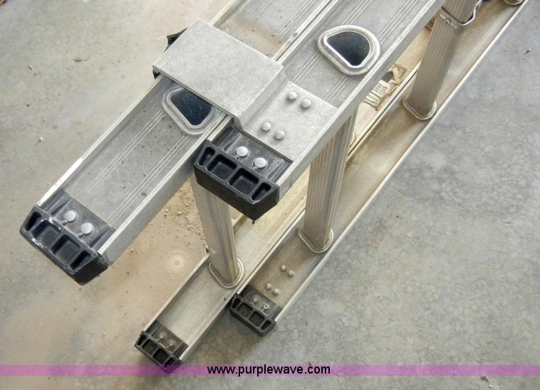 image for item 2117 Assorted tools