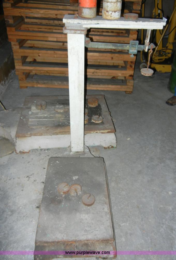 image for item 2121 (3) scales