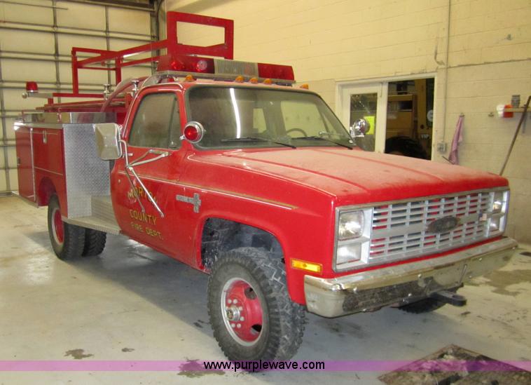 image for item 2960 1984 Chevrolet K30 one ton firetruck
