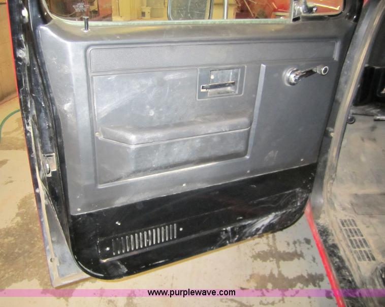 image for item 2960 1984 Chevrolet K30 one ton firetruck